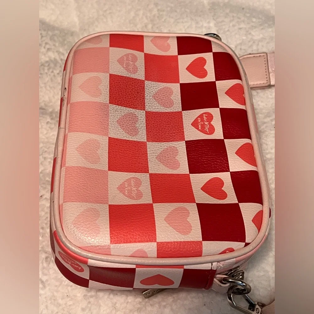 💕Host Pick💕Betsey Johnson Pink Checker Heart Crossbody Bag - Picture 12 of 15